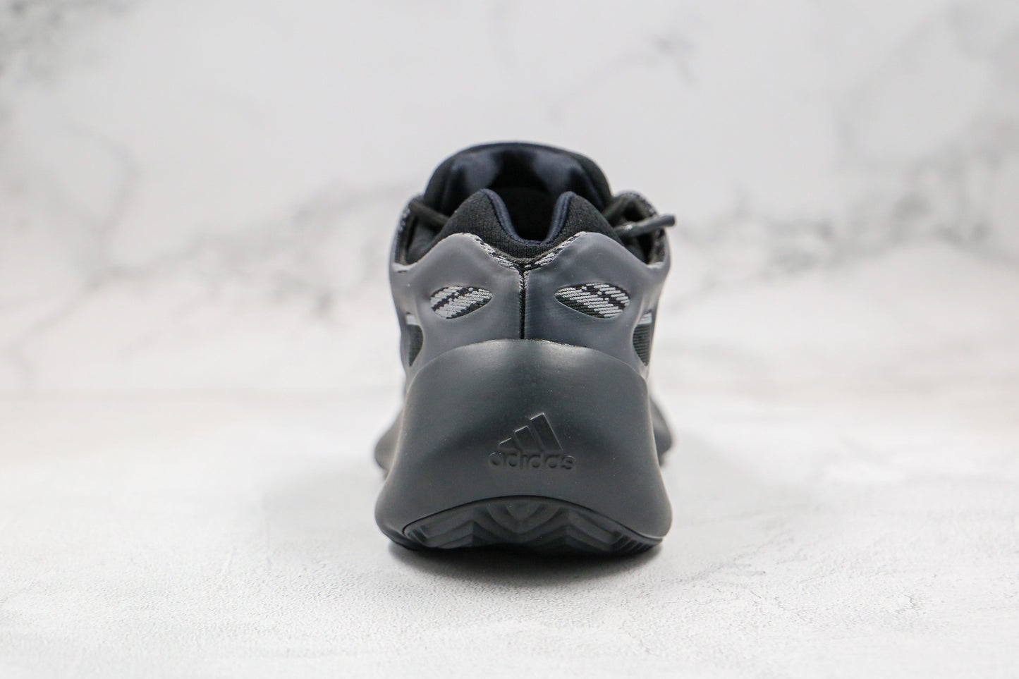 Adidas Yeezy Boost 700 V3 Alvah 