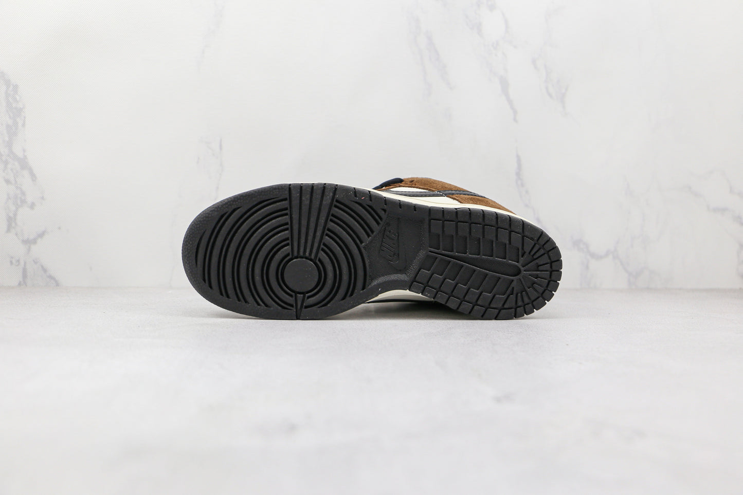 Nike SB Dunk Low White Black Trail End Brown 