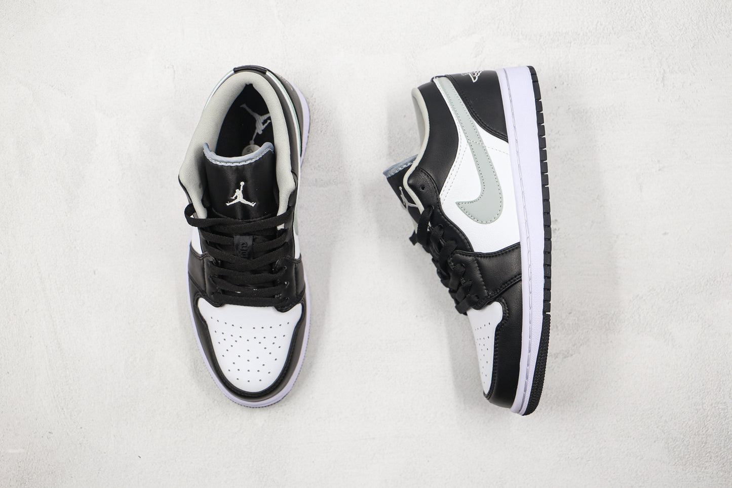 Jordan 1 Low Black White Grey 