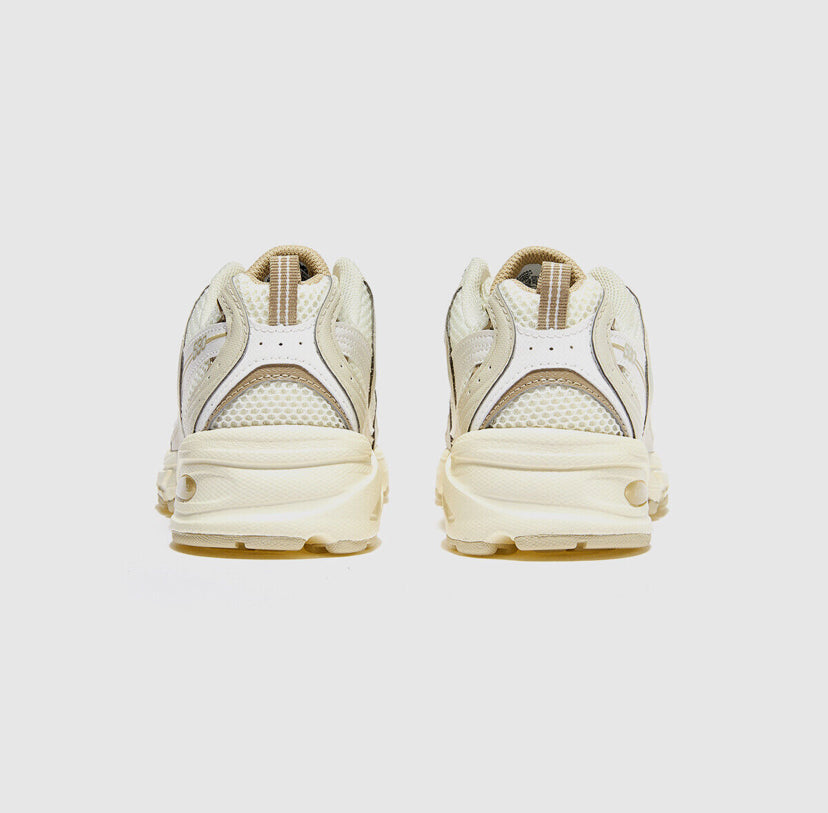 New Balance 530 Beige Angora 