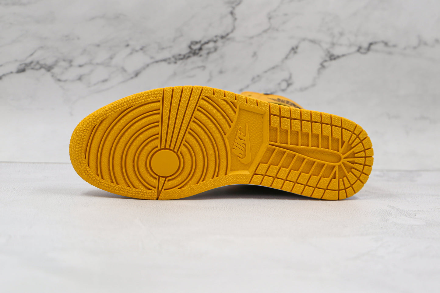 Jordan 1 Retro High Pollen 