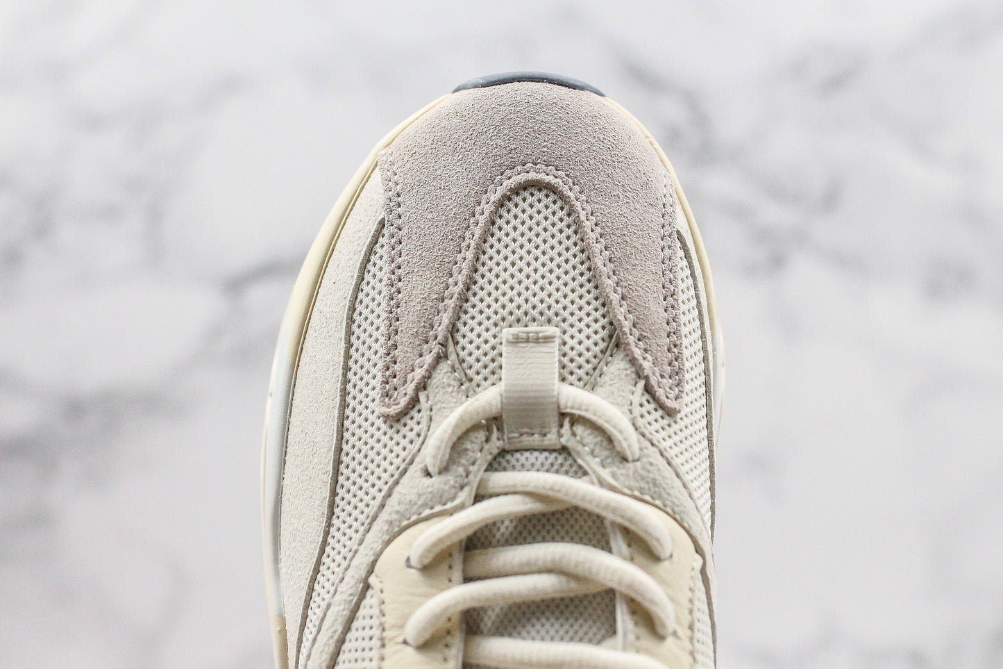 Adidas Yeezy Boost 700 Analog 