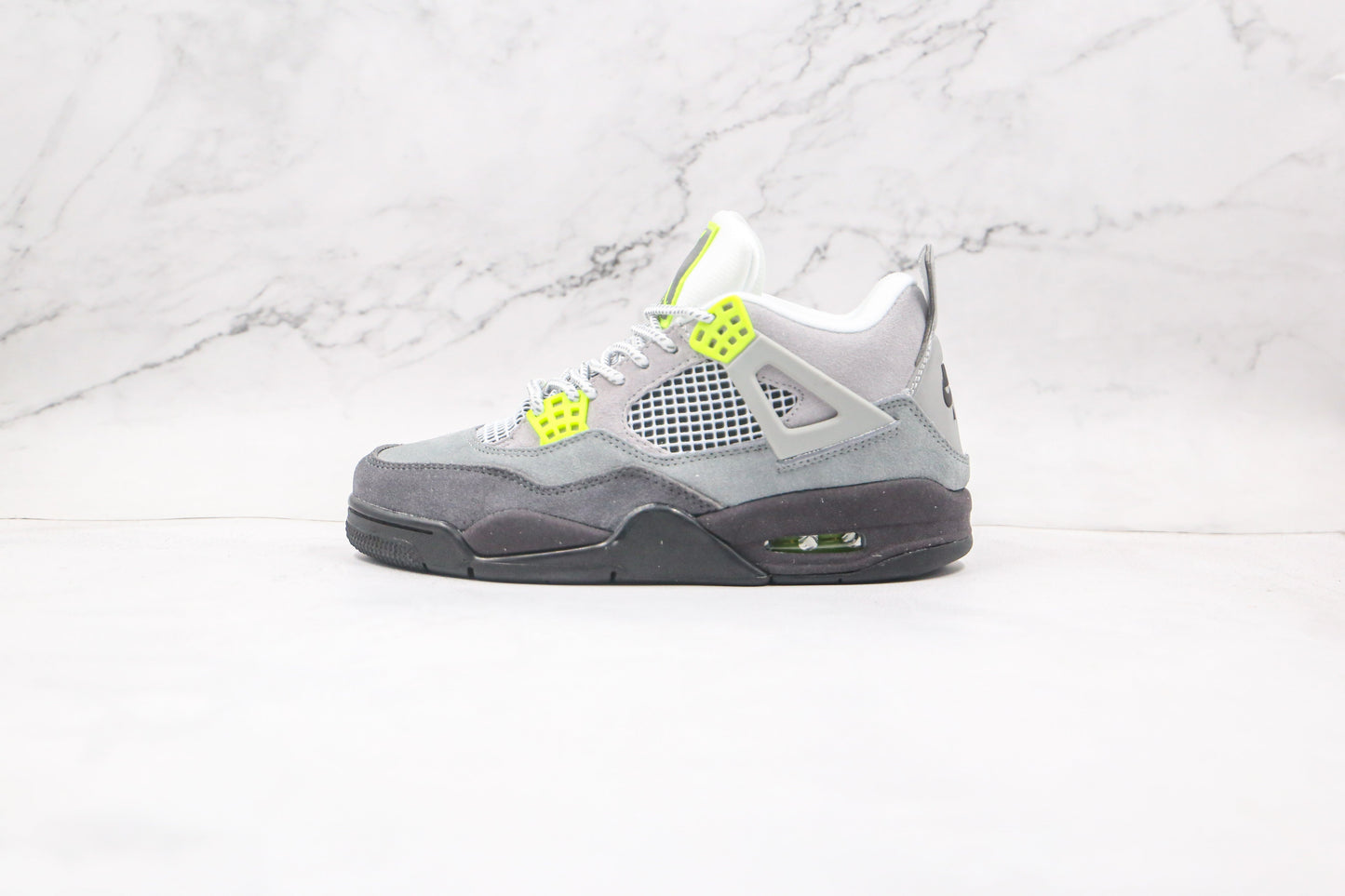 Jordan 4 Retro SE 95 Neon 