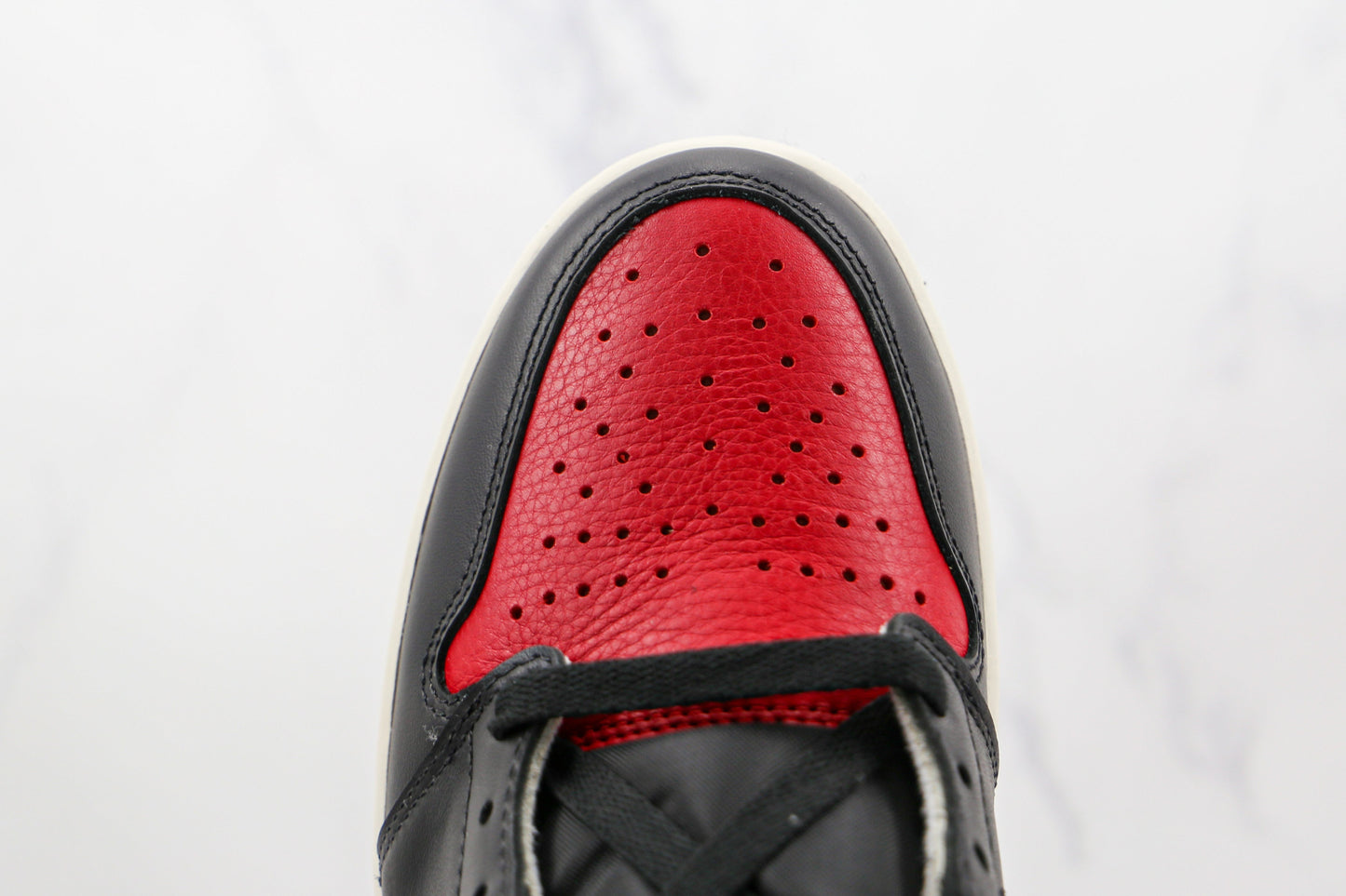 Jordan 1 Retro High Bred Toe 
