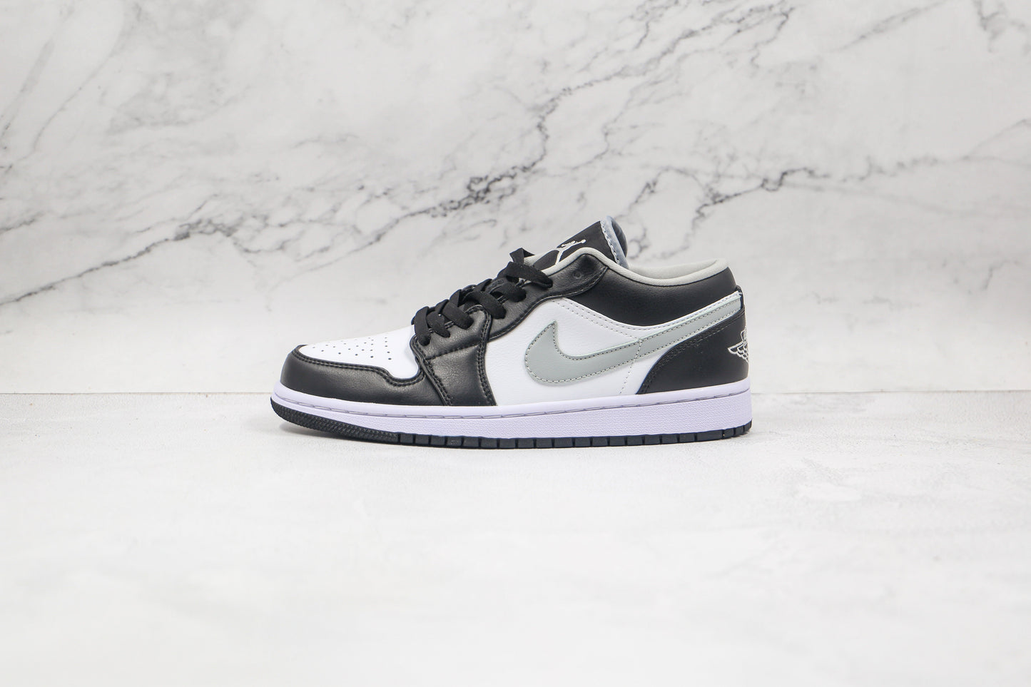 Jordan 1 Low Black White Grey 