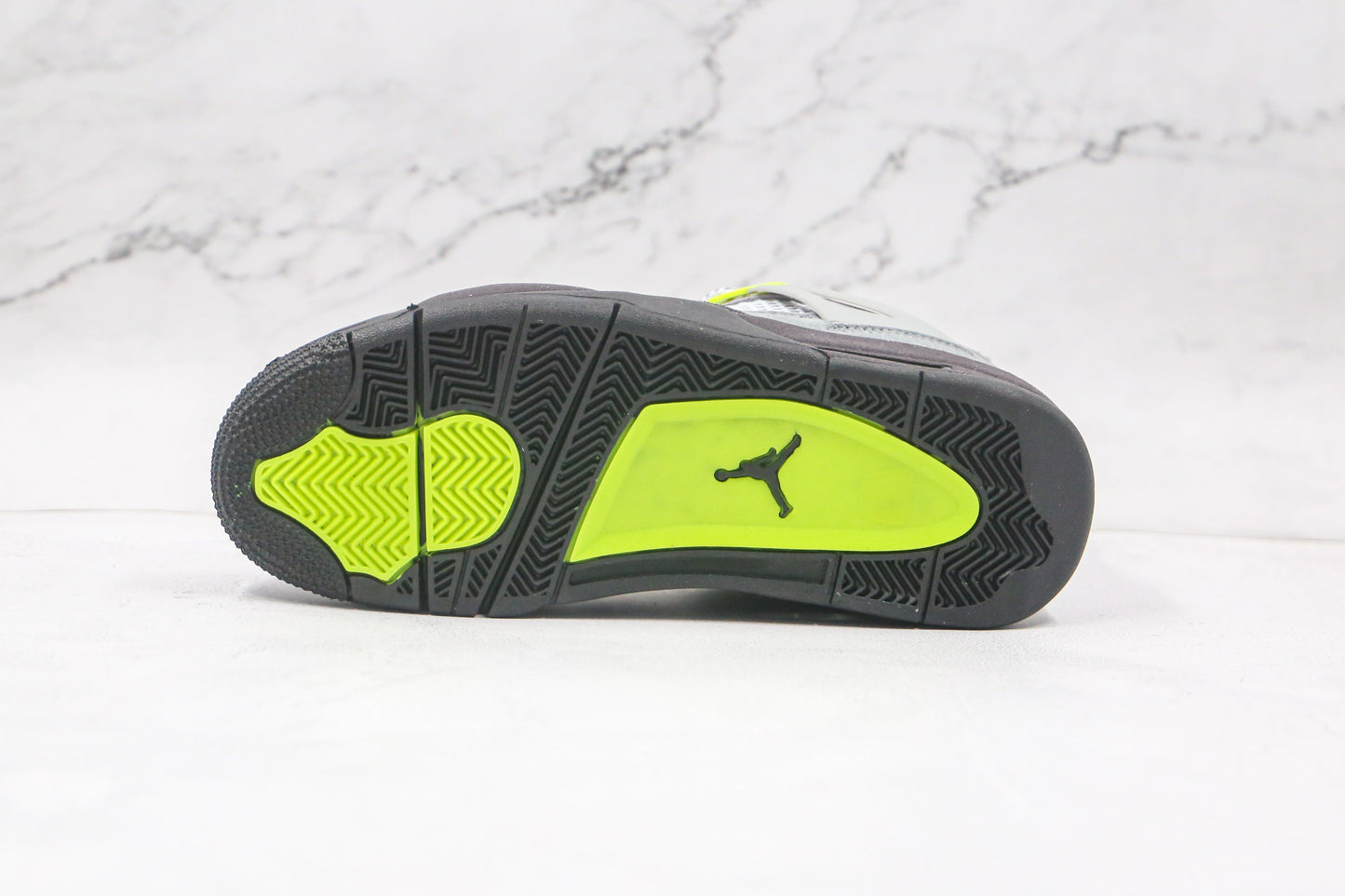 Jordan 4 Retro SE 95 Neon 