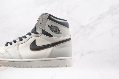 Jordan 1 Retro High OG Defiant SB NYC to Paris 