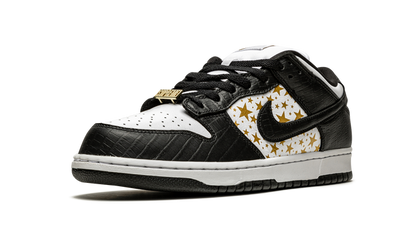 Nike SB Dunk Low Supreme Stars Black 