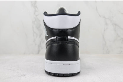 Jordan 1 Mid Panda 