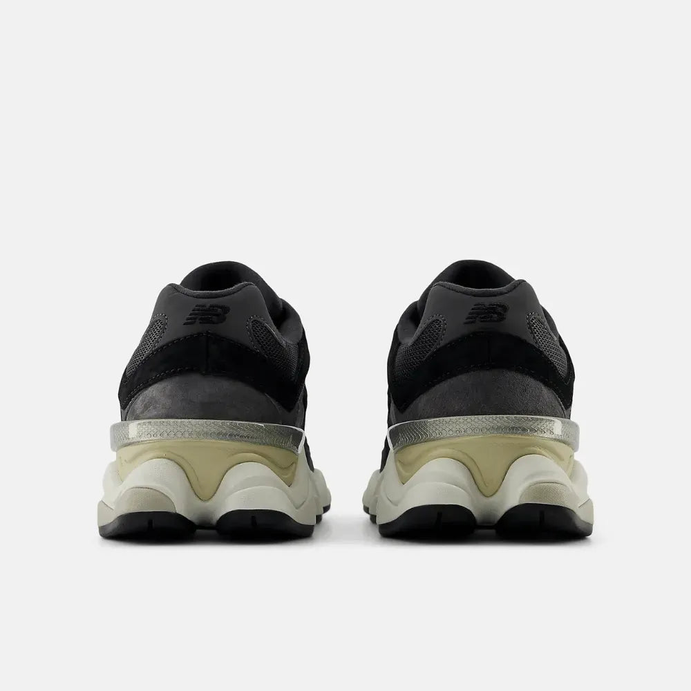 New Balance 9060 Black Magnet 
