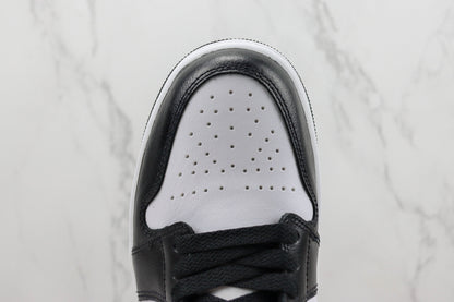 Jordan 1 Low Panda 