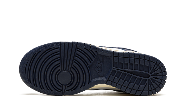 Nike Dunk Low Vintage Navy 