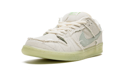 Nike SB Dunk Low Mummy 