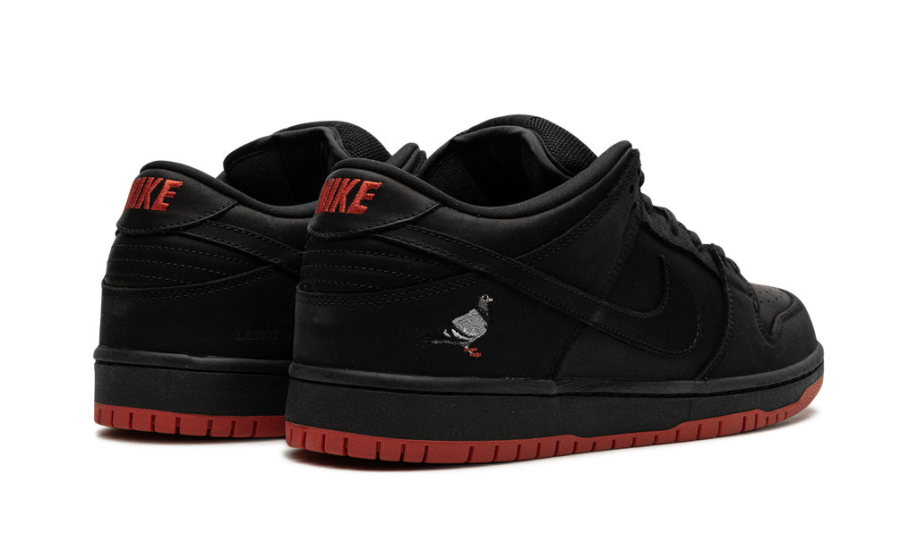 Nike SB Dunk Low Black Pigeon 