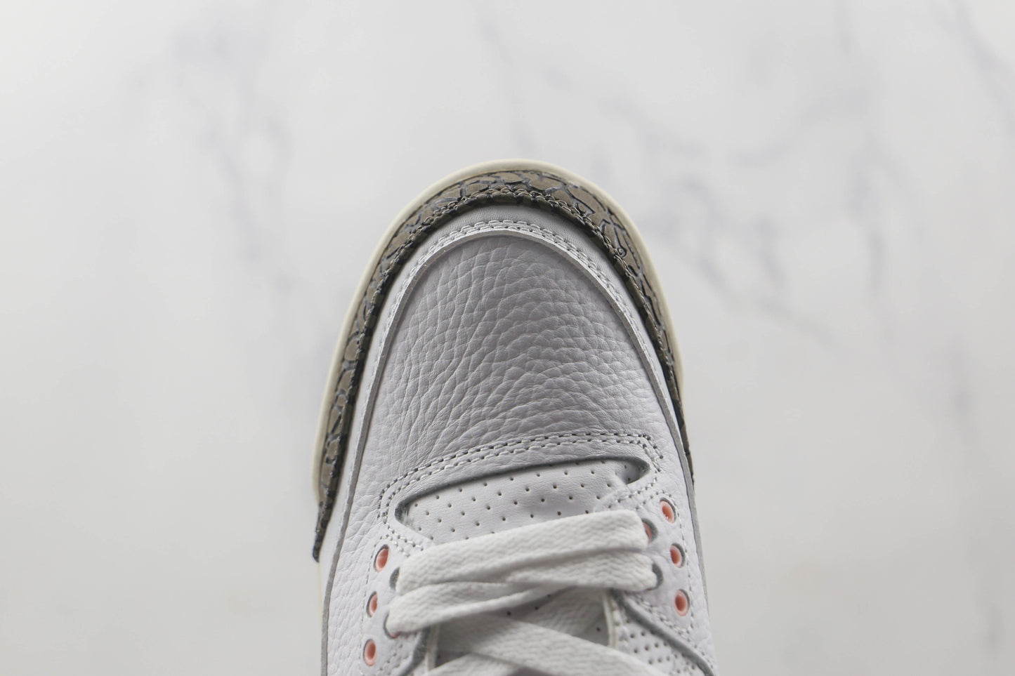 Jordan 3 Retro Neapolitan Dark Mocha 
