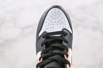 Jordan 1 Mid Arctic Orange Black Toe (GS) 