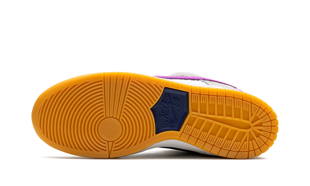 Nike SB Dunk Low Rayssa Leal 